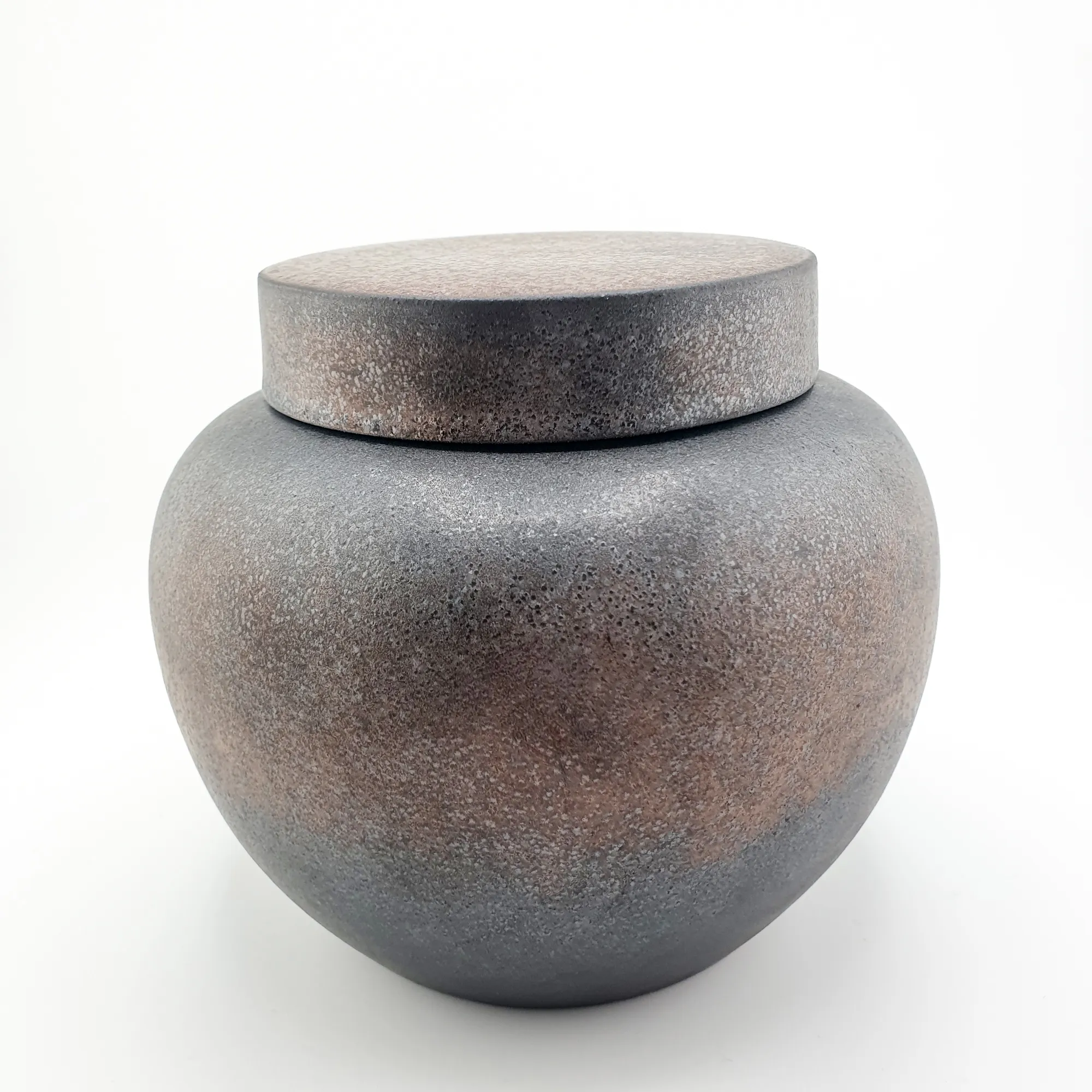 Keramieken Urn – Aardse Rust  - Waardig Gedenkteken