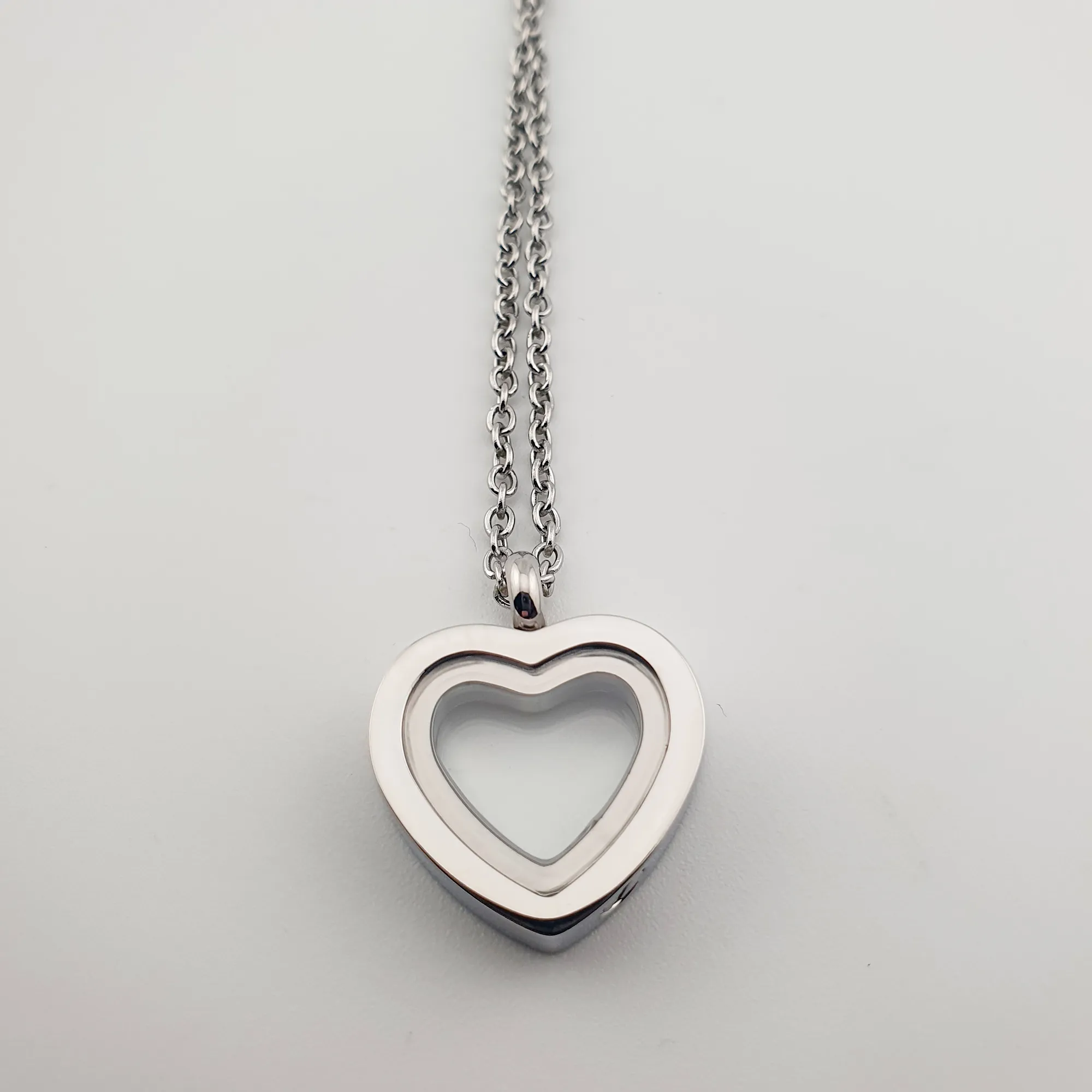 RVS Ashanger – Hart met Glazen Venster - Gedenksieraad